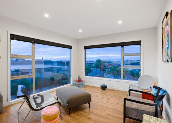  at 44 Simpson Crescent, Raumati Beach, Kapiti Coast, Wellington