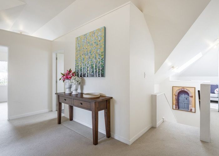 For sale 4A Sutherland Avenue, Silverstream, Upper Hutt, Wellington