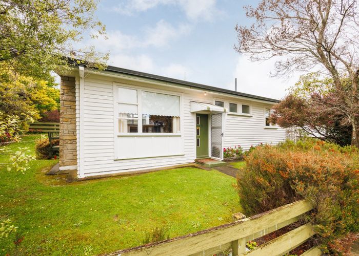  at 1 Belmont Place, Terrace End, Palmerston North
