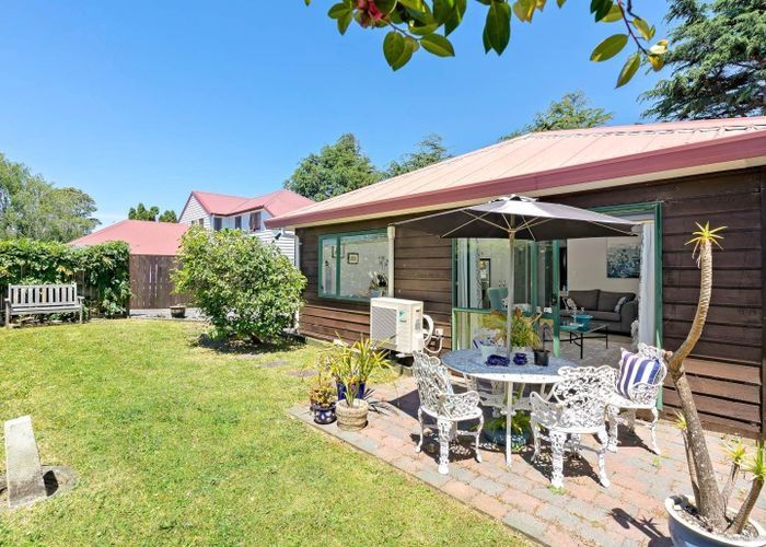  at 2/56 Banks Road, Mount Wellington, Auckland City, Auckland