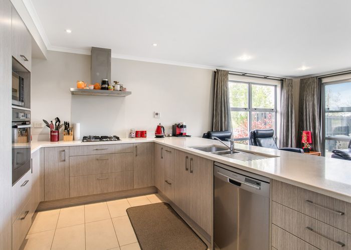 at 107 Popokatea Drive, Takanini