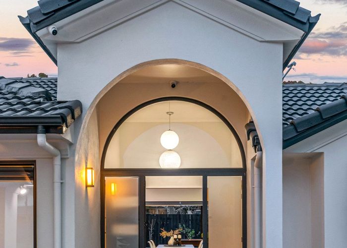  at 4 Caltra Place, East Tamaki, Auckland