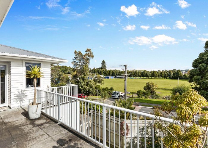  at 1 Bonithon Avenue, Moturoa, New Plymouth
