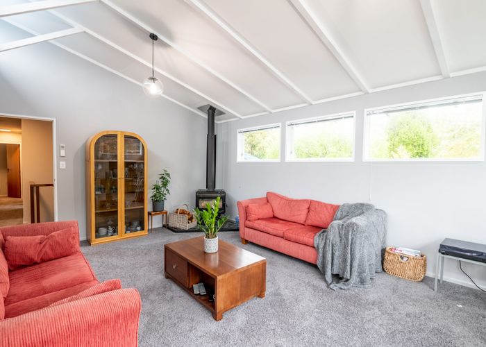  at 72 Churton Drive, Churton Park, Wellington