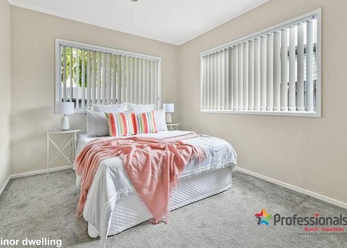  at 34 Convair Crescent, Mangere, Manukau City, Auckland