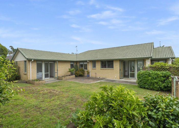  at 1 Caspian Place, Papamoa Beach, Papamoa