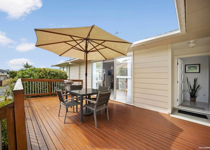  at 15  Allington Road, Massey, Waitakere City, Auckland