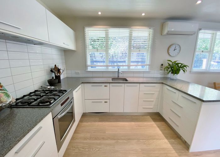  at 17 Landsdowne Tce, Cashmere, Christchurch City, Canterbury