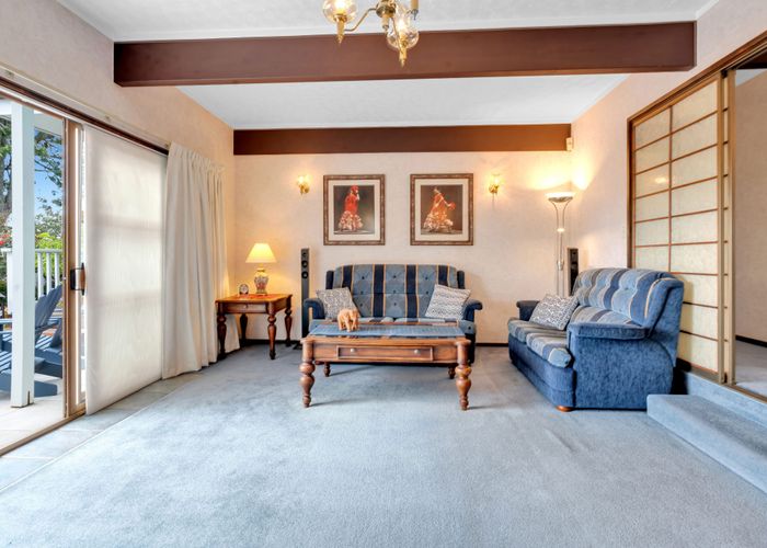  at 94 Glenmore Road, Sunnyhills, Auckland