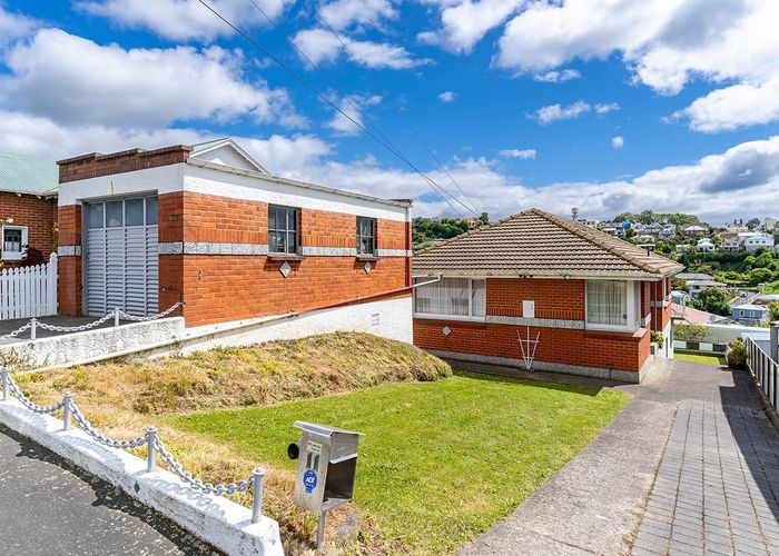  at 11 Cooper Street, Mornington, Dunedin