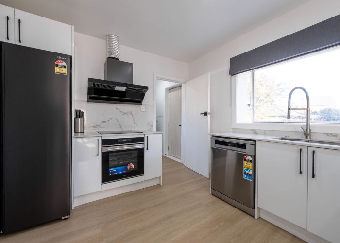  at 9 Bevington Street, Avonhead, Christchurch City, Canterbury