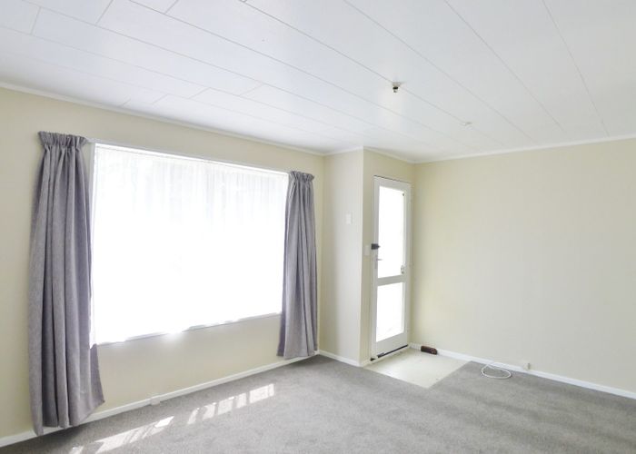  at 1/10 Lowery Ave, Mount Roskill, Auckland City, Auckland