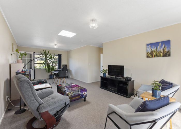  at 31B Hinau Street, Tawa, Wellington