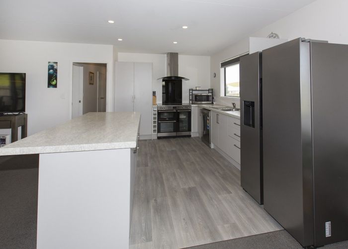  at 7 Sunset Drive, Baylys Beach, Dargaville