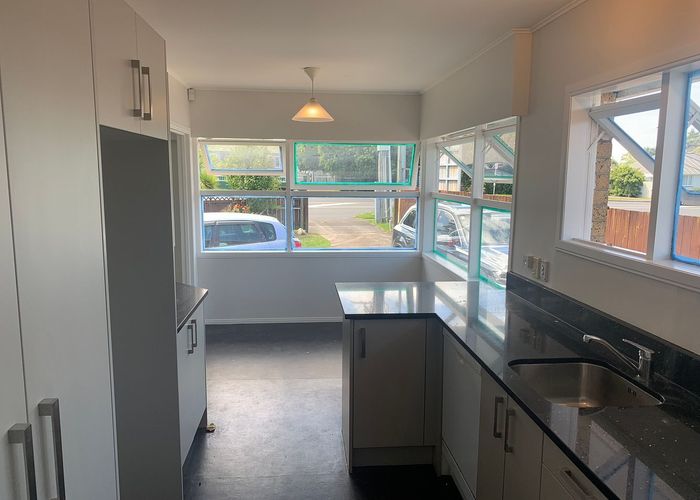  at 109 Universal Drive, Henderson, Waitakere City, Auckland