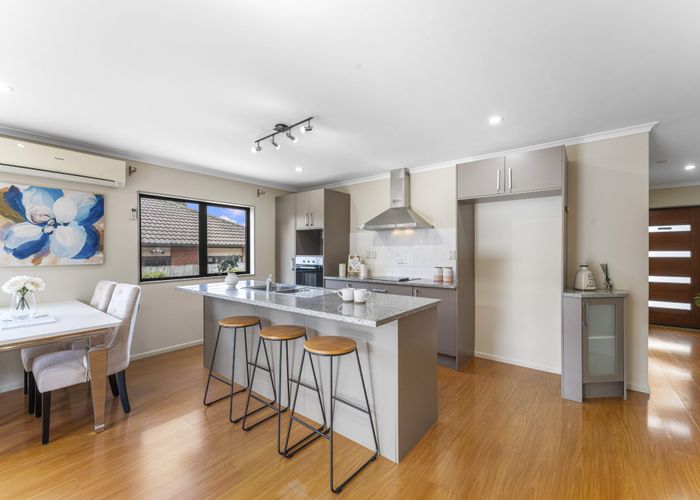  at 10a Evans Road, Weymouth, Manukau City, Auckland