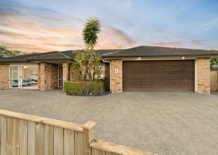  at 11 Reinheimer Place, Flat Bush, Auckland