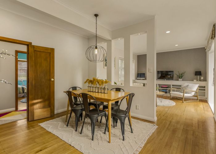  at 9 Cadman Avenue, Greenlane, Auckland
