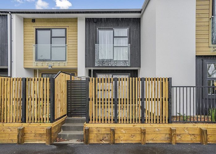  at 6/28 Fitzherbert Road, Wainuiomata, Lower Hutt
