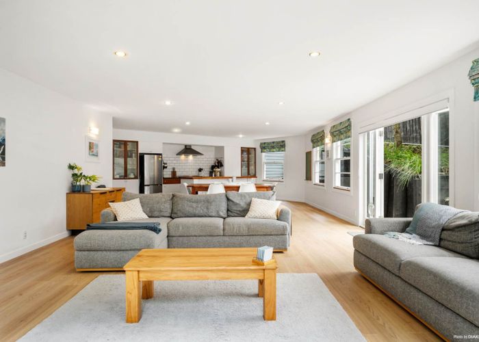  at 10 Blakewell Place, Beachlands, Manukau City, Auckland