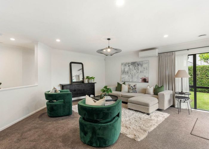  at 1 Kilsyth Way, East Tamaki Heights, Manukau City, Auckland