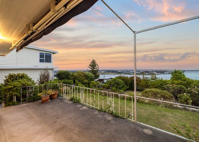  at 36 Marama Crescent, Mount Pleasant, Christchurch
