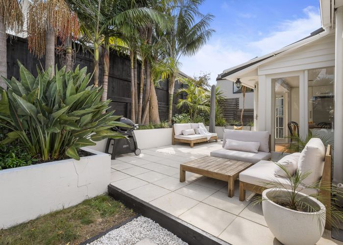  at 25A Athens Road, Onehunga, Auckland