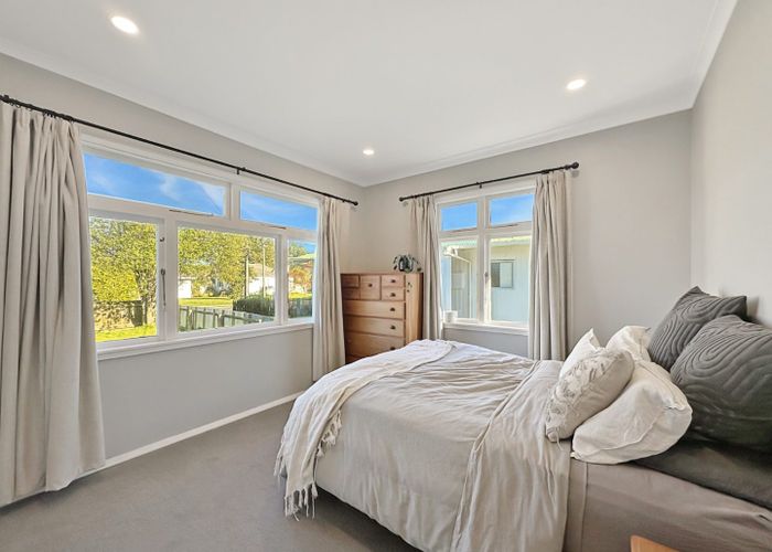  at 42 Caffray Avenue, Aramoho, Whanganui, Manawatu / Whanganui