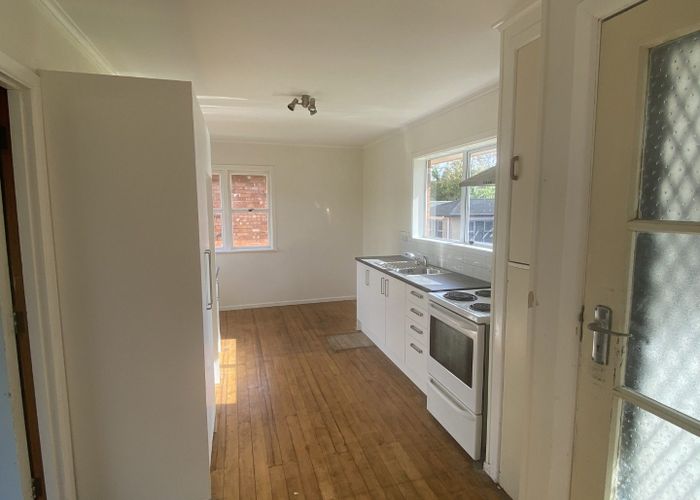 at 10 Thompson Terrace, Manurewa, Manukau City, Auckland