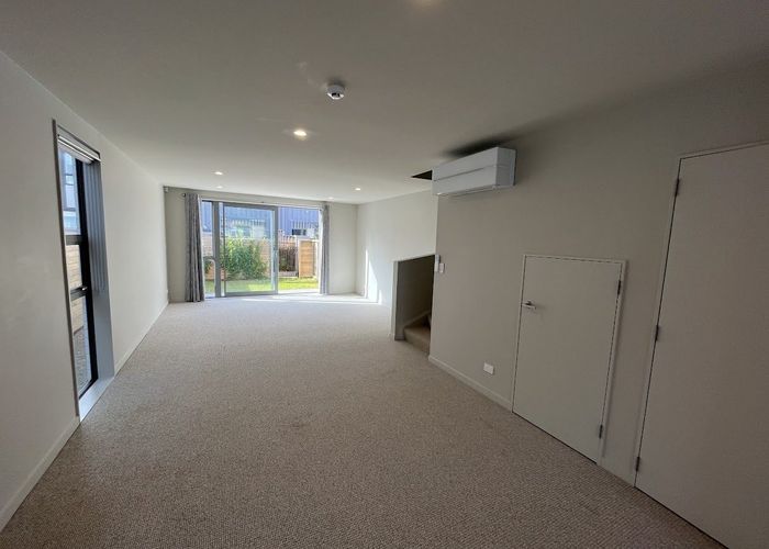  at 2/130 Richmond Street, Petone, Lower Hutt, Wellington