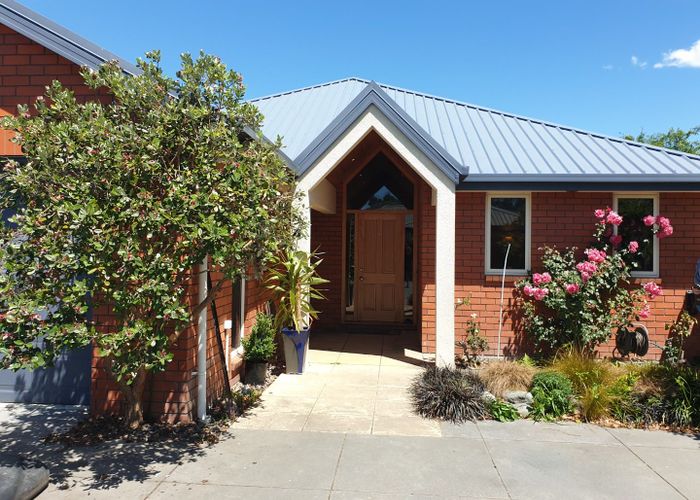  at 9 Sharnbrook Lane, Casebrook, Christchurch City, Canterbury
