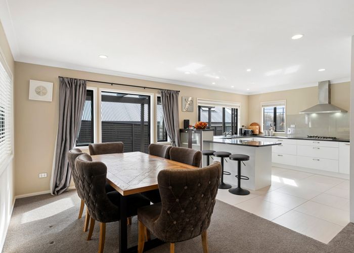 at 72 Mount Taylor Drive, Glendowie, Auckland City, Auckland