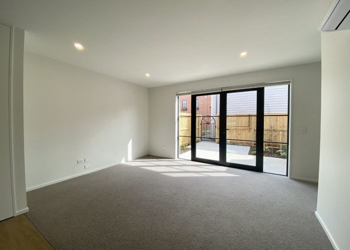  at 2/25 Bunyan Street, Waltham, Christchurch