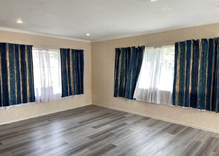  at 25 Redcastle Drive, Dannemora, Manukau City, Auckland