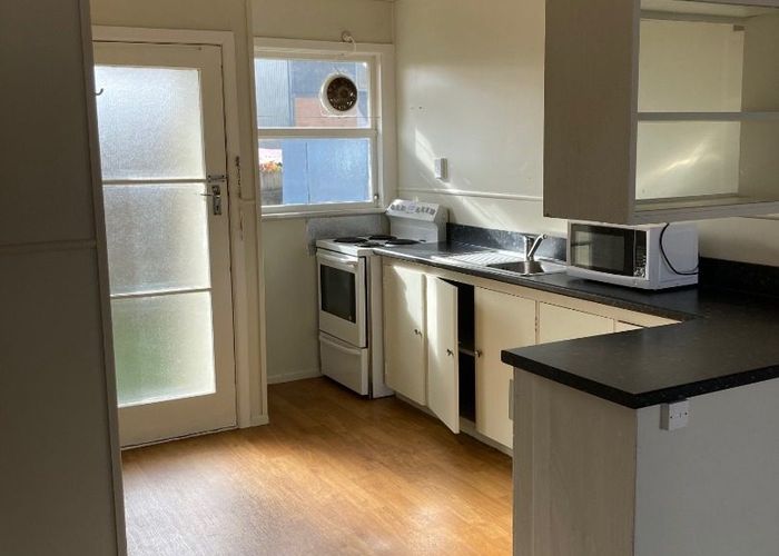  at 4/42 York Street, Hamilton East, Hamilton, Waikato