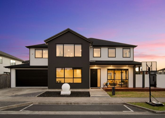  at 14 Papareia Road, Karaka, Papakura