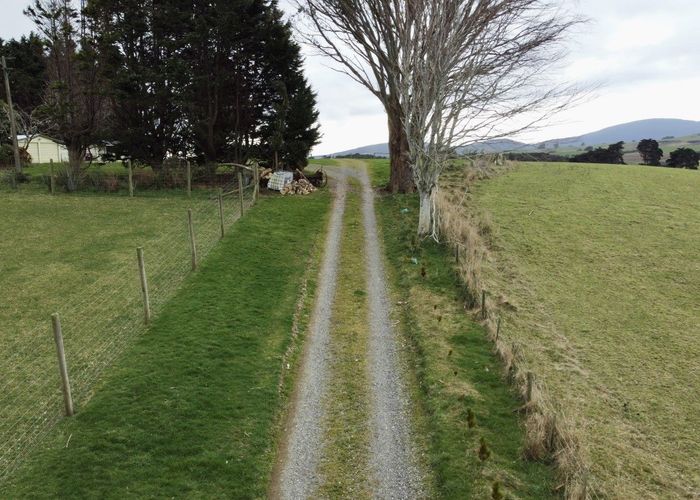  at 2112 Orepuki Riverton Highway, Riverton