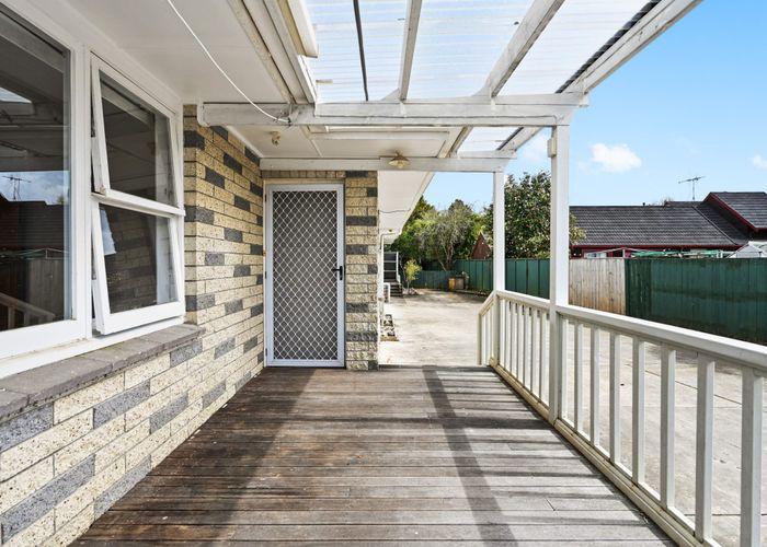  at 19B Kensington Place, Fairfield, Hamilton