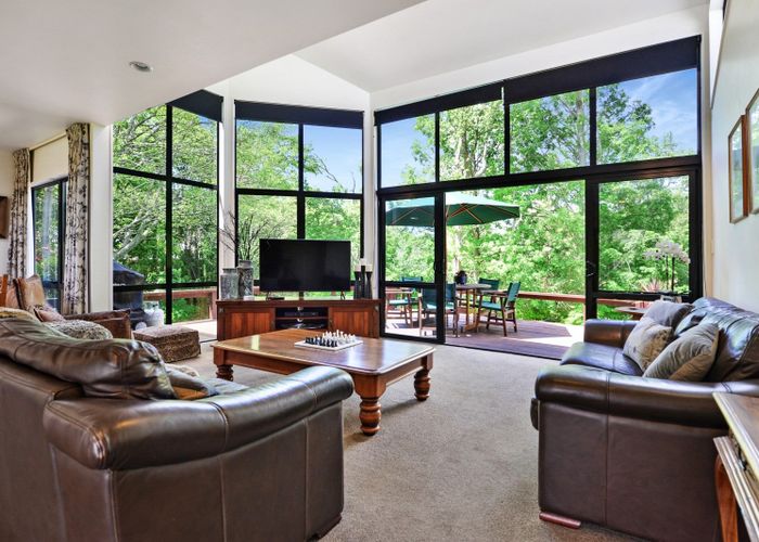  at 38 Woodland Drive, Flagstaff, Hamilton