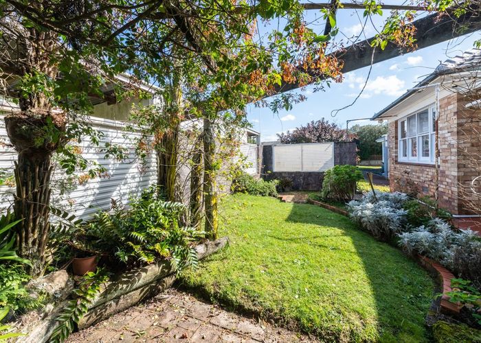  at 69 Willerton Avenue, New Lynn, Auckland