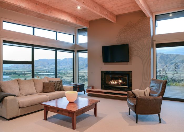  at 276 Pukekowhai Drive, Queensberry