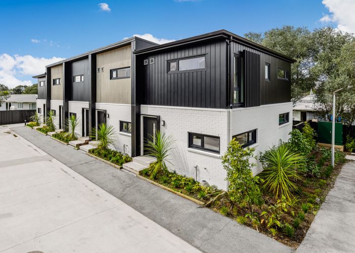  at 3 Kaaramuramu Lane, Mangere Bridge, Manukau City, Auckland