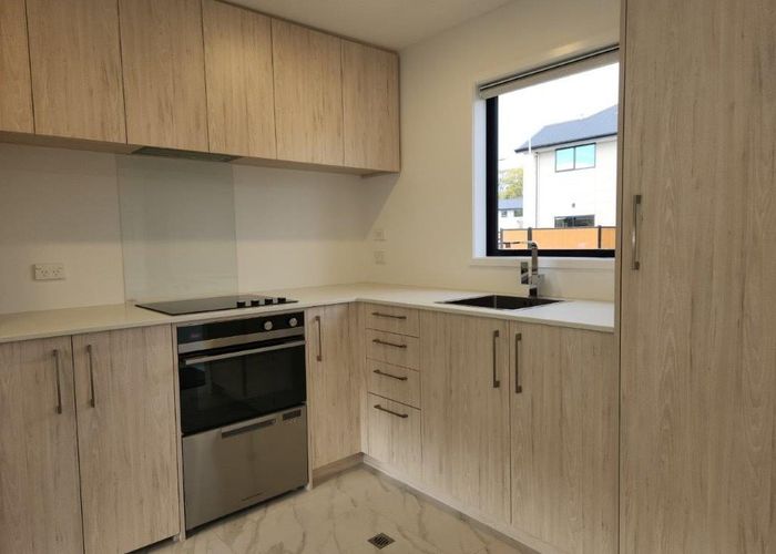  at 4/2 Matata Place, Shirley, Christchurch City, Canterbury