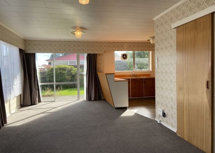  at 16 Huatoki Street, Vogeltown, New Plymouth, Taranaki