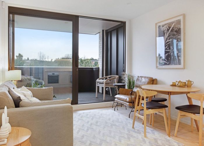  at 1 Willoughby Avenue, Howick, Manukau City, Auckland