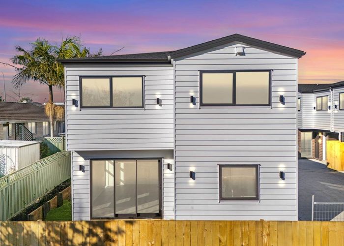  at 19D, 19E,  Woolfield Road, Papatoetoe, Manukau City, Auckland