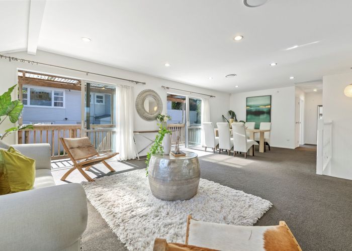  at 22A Morton Avenue, Forrest Hill, Auckland