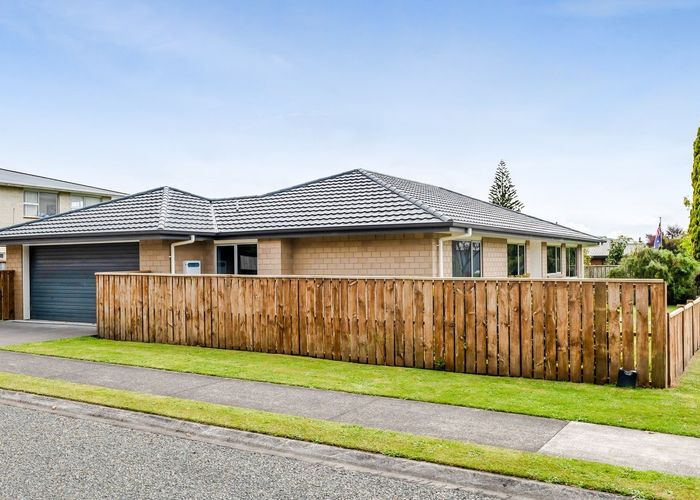  at 62 Cutfield Street, Inglewood, New Plymouth, Taranaki