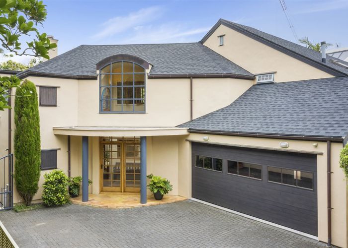  at 15A Sylvan Park Avenue, Milford, North Shore City, Auckland
