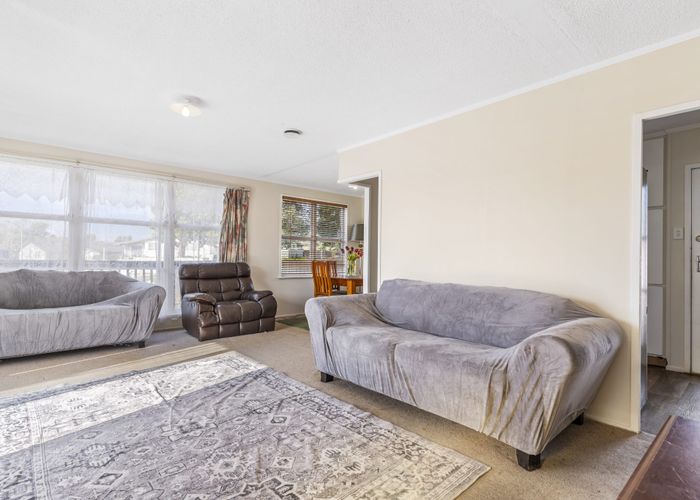  at 40 Burbank Avenue, Manurewa, Auckland